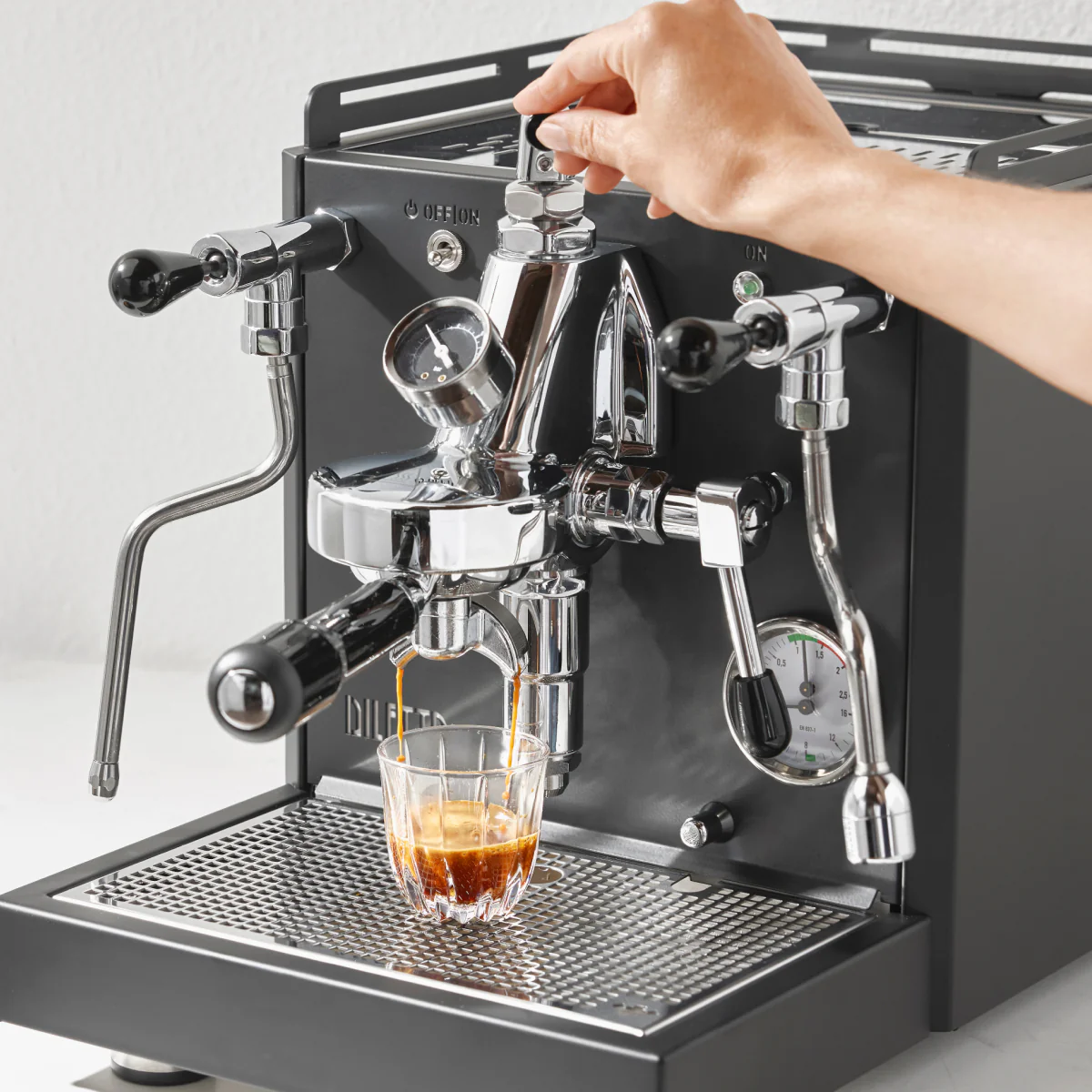 Diletta Alto Espresso Machine With Flow Control - Image 2